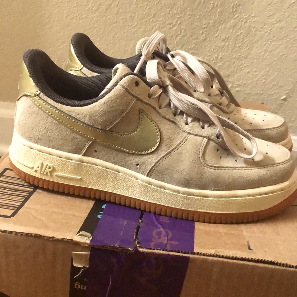 Nike Air Force 1 Women’s Size 6